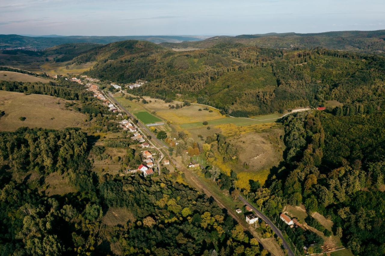 Vidéki vendégház a Bükkben, pezsgőfürdővel. Királd Kültér fotó